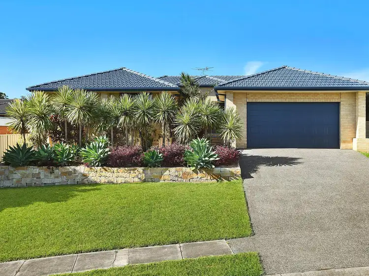 4 Angophora Way, Valentine NSW 2280