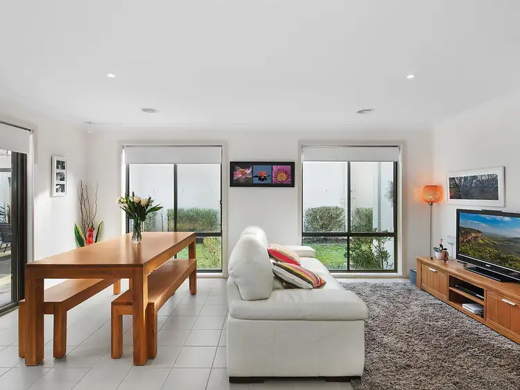 Third view of Homely house listing, 2/3 Umina Place, Jerrabomberra NSW 2619