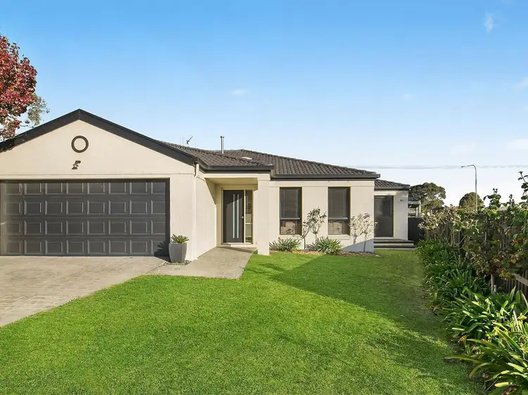 15 Coora Place, Jerrabomberra NSW 2619