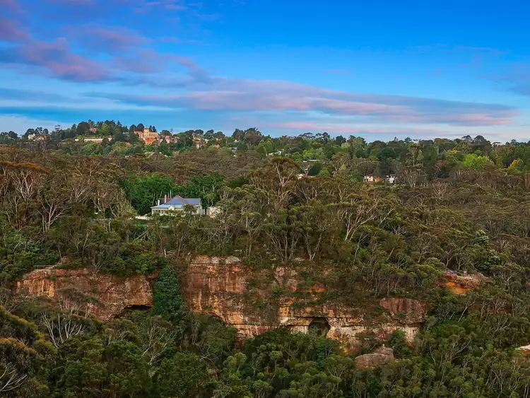 2 Banksia Park Road, Katoomba NSW 2780