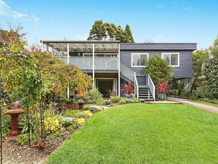 11 Mimosa Avenue, Wentworth Falls NSW 2782