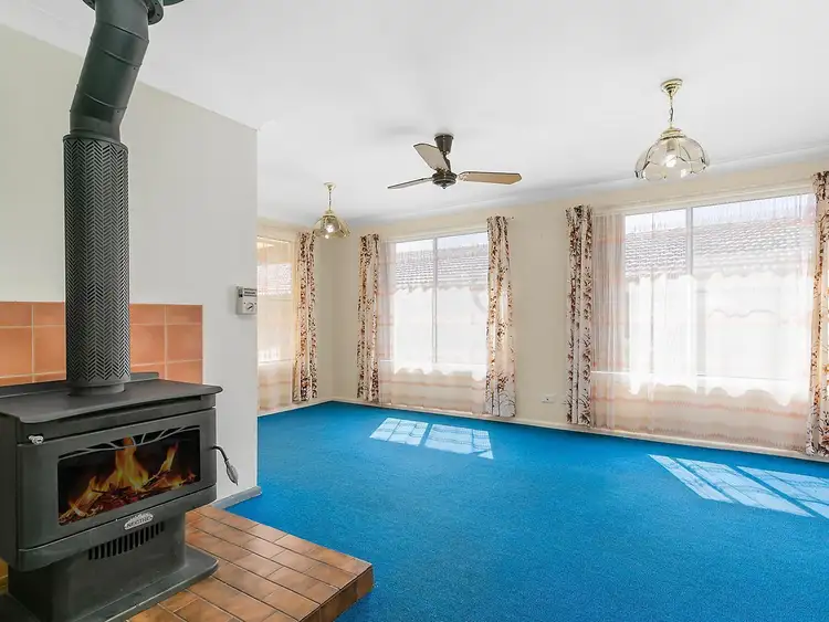 Third view of Homely house listing, 4 Glenwattle Close, Katoomba NSW 2780