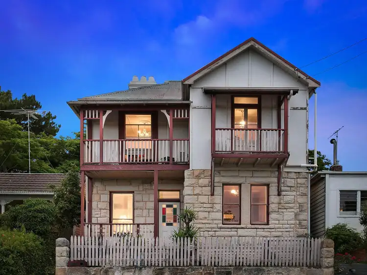 6 Kundibar Street, Katoomba NSW 2780