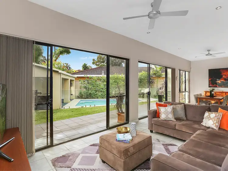 Second view of Homely house listing, 8 Winston Place, Sylvania NSW 2224