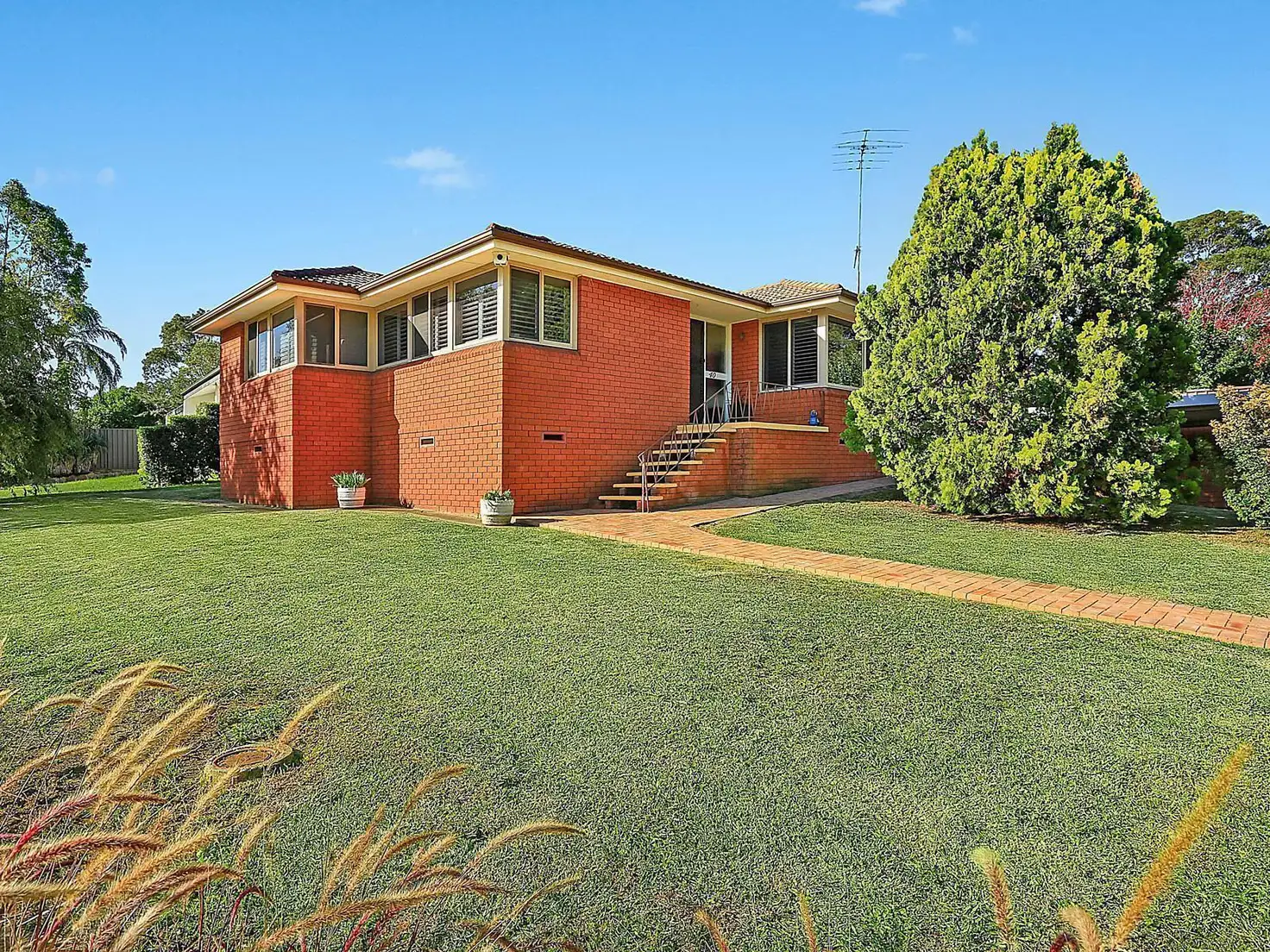 Main view of Homely house listing, 40 Jacaranda Avenue, Bradbury NSW 2560
