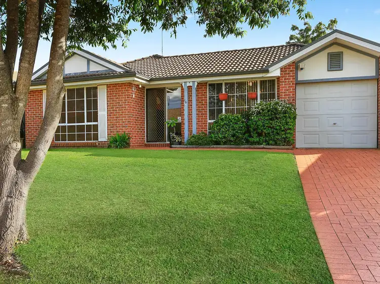 15 Lacy Place, Mount Annan NSW 2567