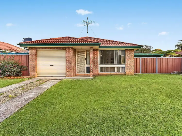 25 Farrendon Place, Mount Annan NSW 2567