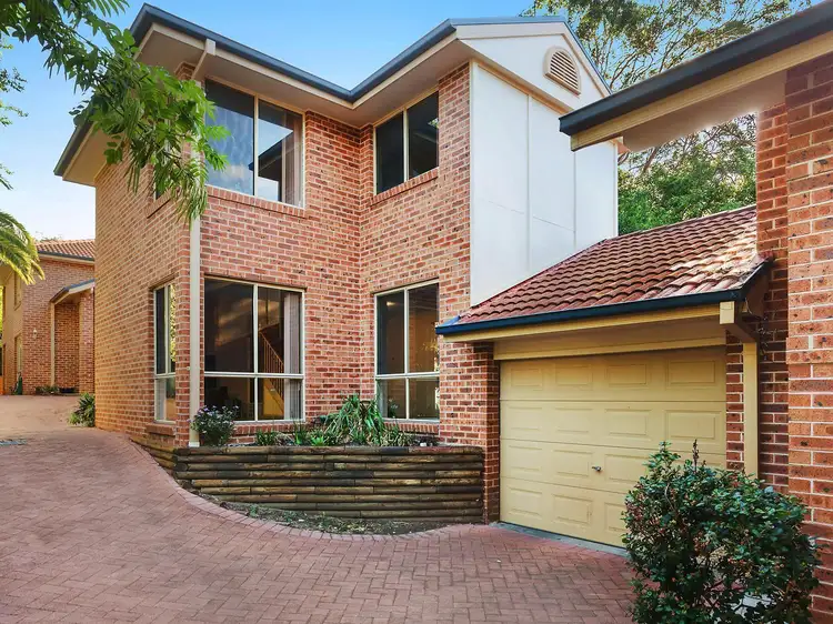 2/5 Beane Street West, Gosford NSW 2250