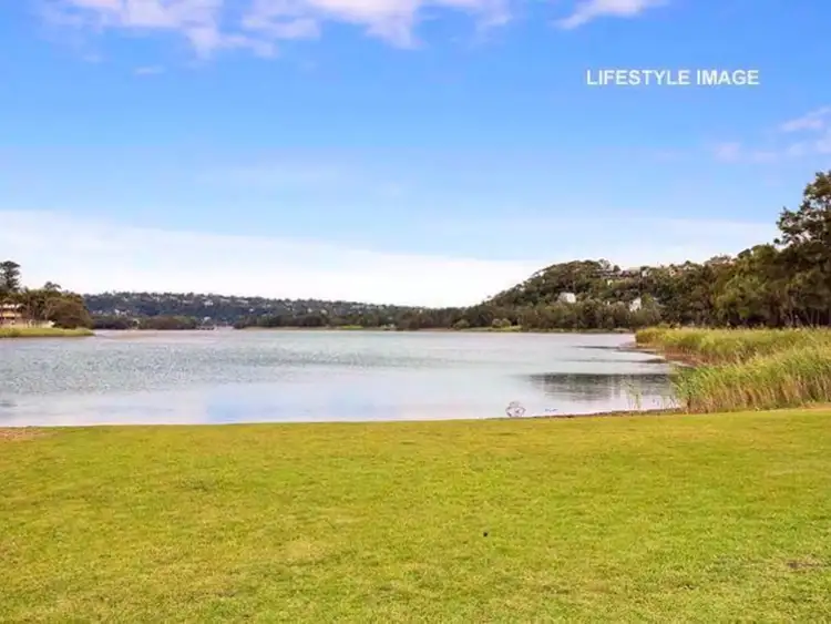 Fourth view of Homely house listing, 2 Tatiara Crescent, North Narrabeen NSW 2101