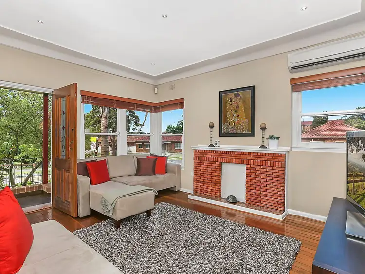 17 Margaret Street, Kingsgrove NSW 2208