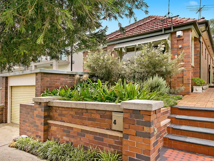 4 Lloyd Street, Bexley NSW 2207