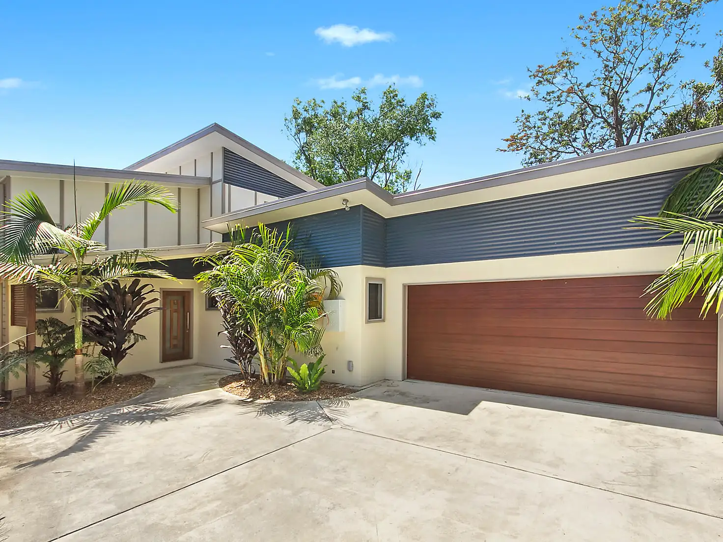 Main view of Homely townhouse listing, 1/75 Bangalow Road, Byron Bay NSW 2481