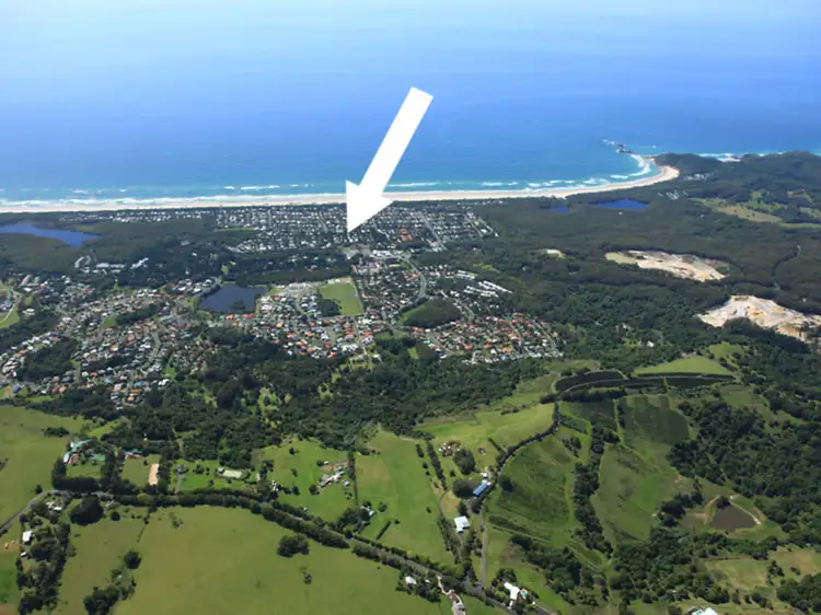 Fourth view of Homely townhouse listing, 4/19 Oceanside Place, Suffolk Park NSW 2481