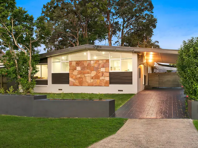 1 Simone Place, Peakhurst NSW 2210