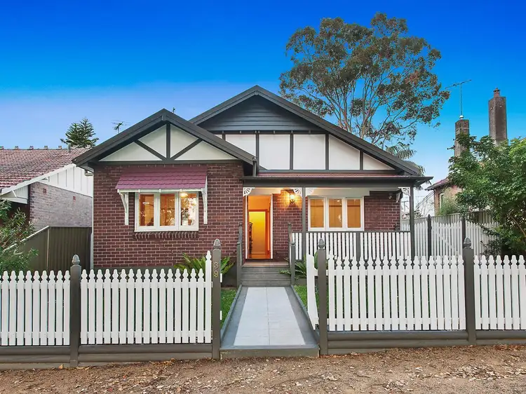 39 Highworth Avenue, Bexley NSW 2207