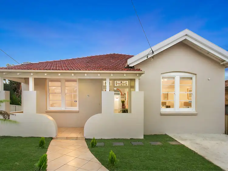 15 Lorraine Avenue, Bardwell Valley NSW 2207