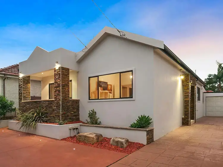 13 Bonalbo Street, Kingsgrove NSW 2208