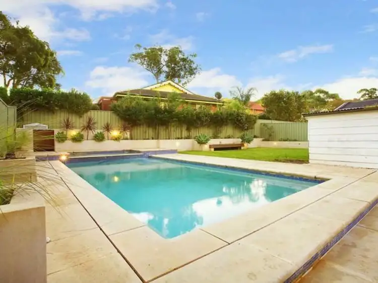 15 Parthenia Street, Dolans Bay NSW 2229