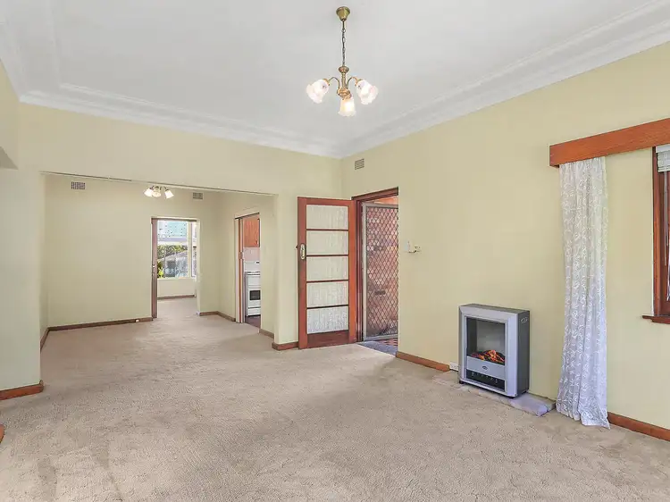 Fourth view of Homely house listing, 21 Ocean View Road, Freshwater NSW 2096