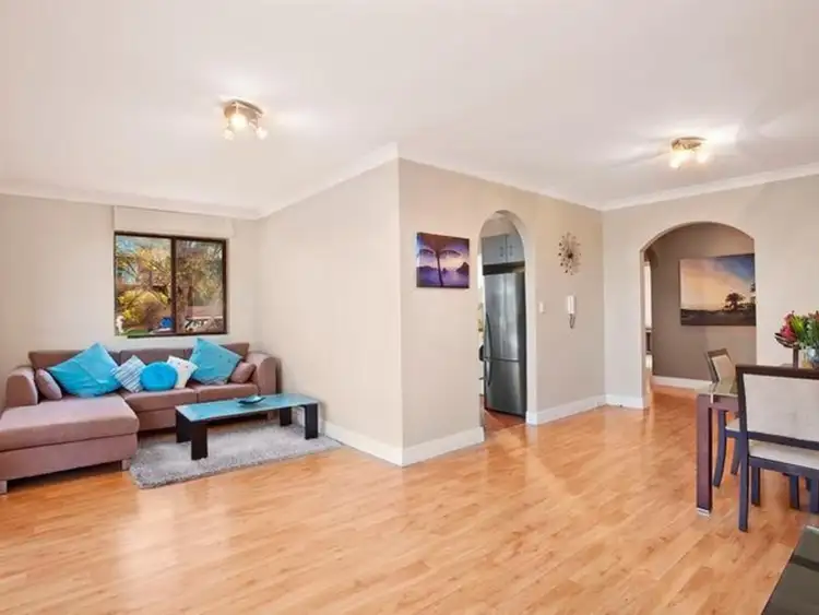 Second view of Homely apartment listing, 6/60 Seaview Street, Cronulla NSW 2230