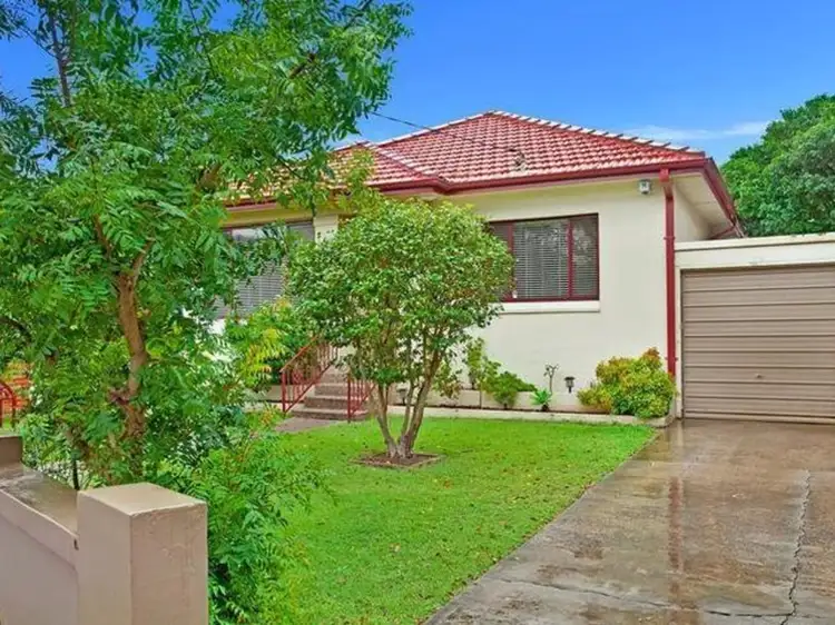 25 Florence Avenue, Eastlakes NSW 2018