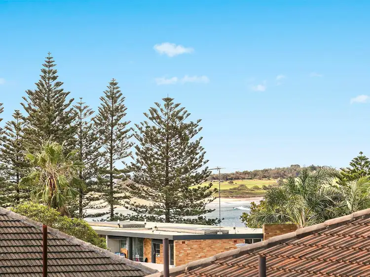 Fifth view of Homely apartment listing, 5/12 Boronia Street, Dee Why NSW 2099