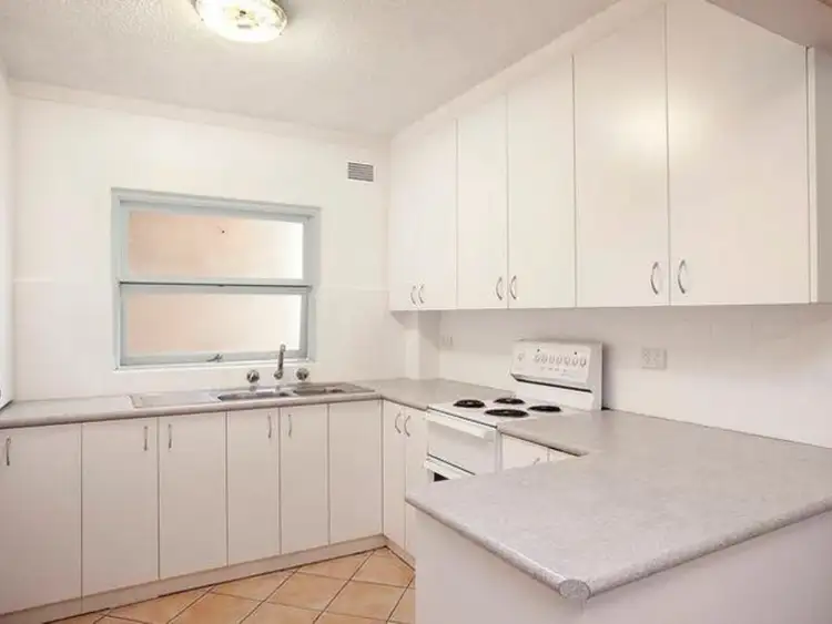 Third view of Homely apartment listing, 2/3 Ozone Street, Cronulla NSW 2230