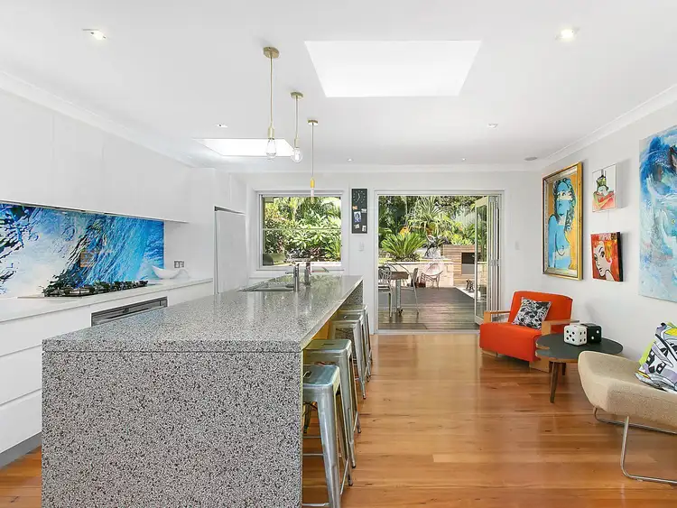 111 Gondola Road, North Narrabeen NSW 2101