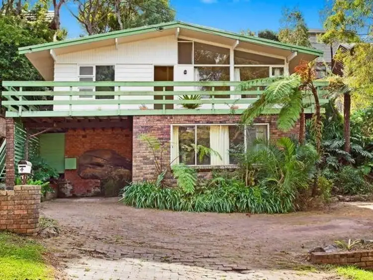4 Larmer Place, Narraweena NSW 2099