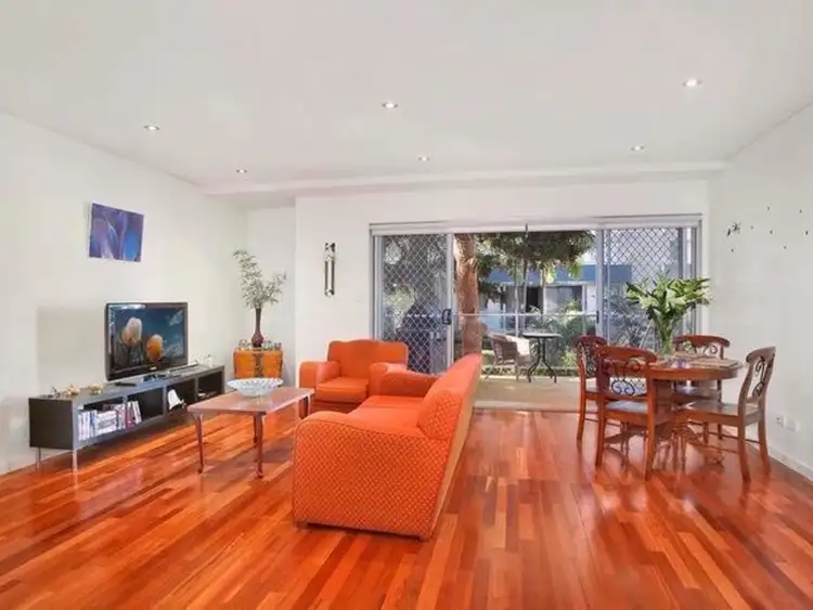 2/19 Delmar Parade, Dee Why NSW 2099