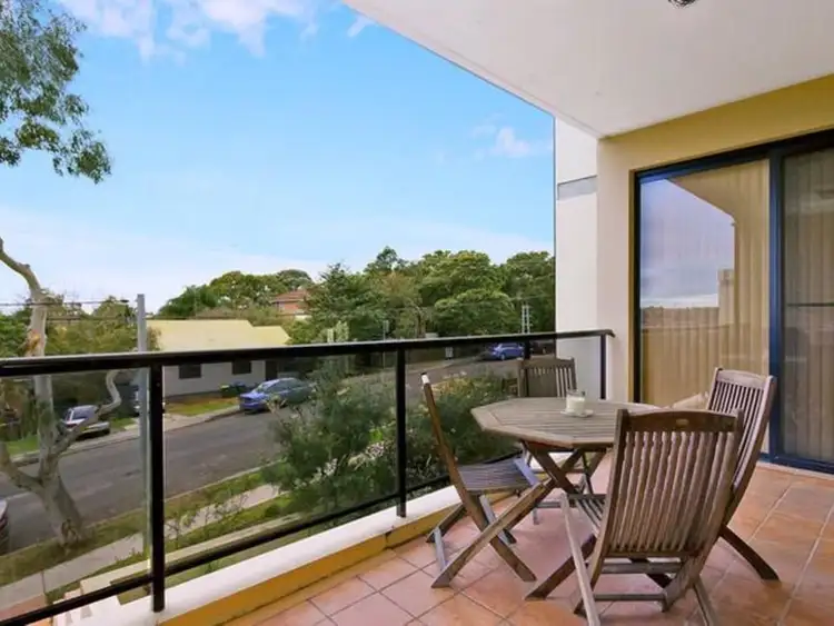 17/1 The Crescent, Dee Why NSW 2099