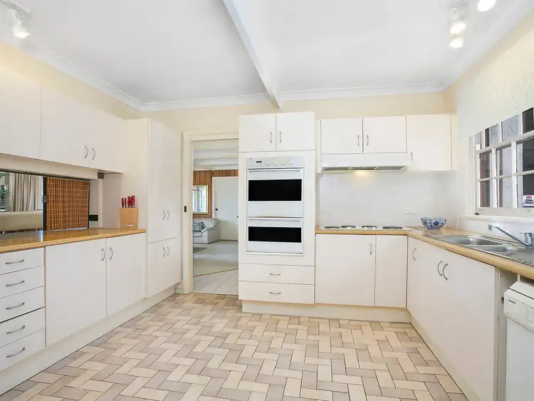 Fifth view of Homely house listing, 8 Duncan Crescent, Collaroy Plateau NSW 2097