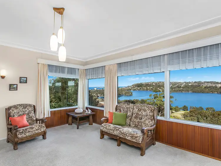 63 Woorarra Avenue, North Narrabeen NSW 2101