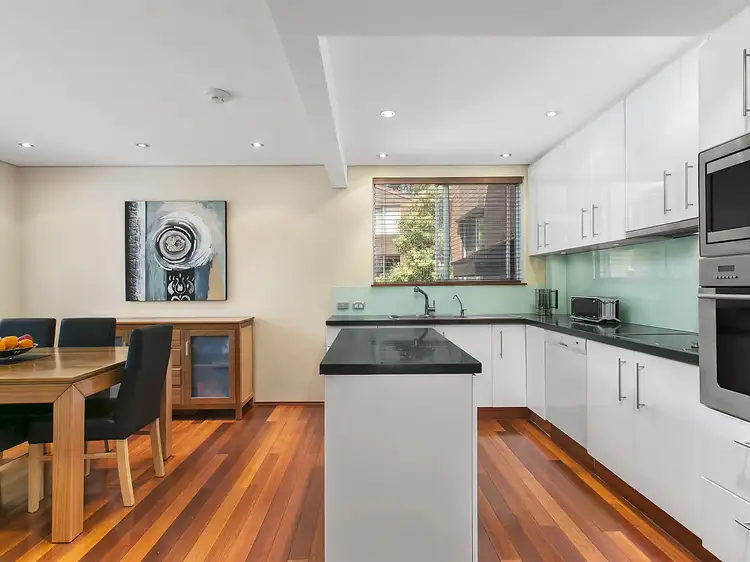 Third view of Homely apartment listing, 3/39 Bream Street, Coogee NSW 2034