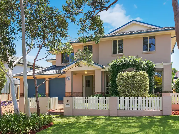 27 Link Circuit, Menai NSW 2234