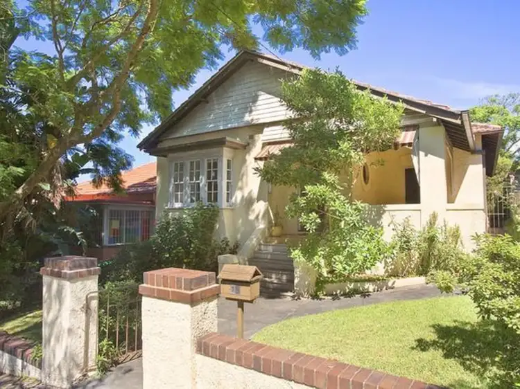 15 Portview Road, Greenwich NSW 2065