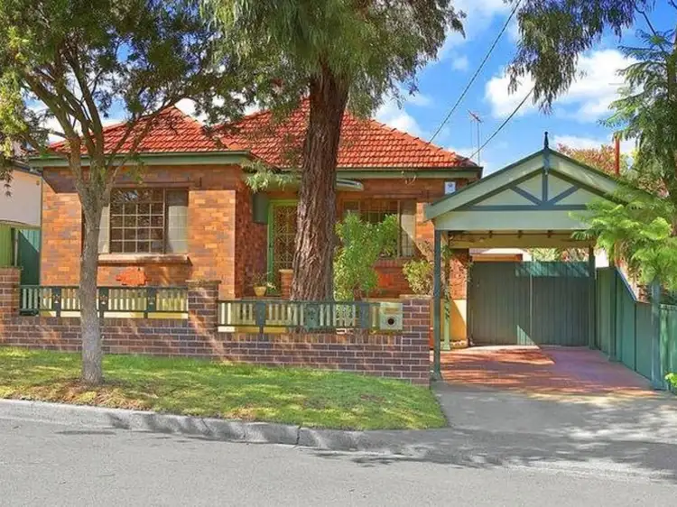 10 Hansen Avenue, Earlwood NSW 2206