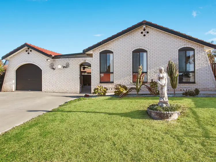 29 Biloolo Road, Green Valley NSW 2168