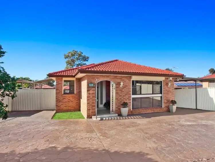 144 Mimosa Road, Bossley Park NSW 2176