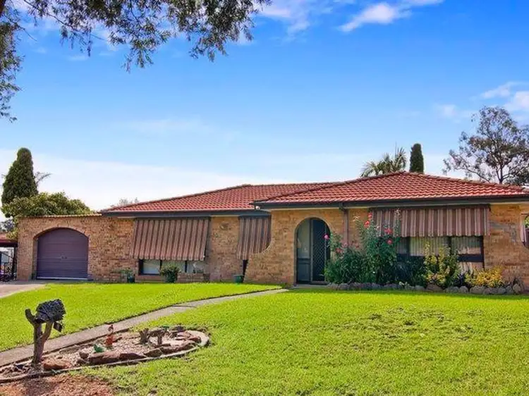 6 Romney Place, Wakeley NSW 2176