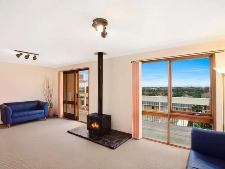 4 Forester Place, Bossley Park NSW 2176