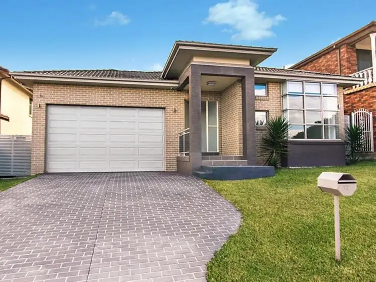 12 Ballina Place, Bossley Park NSW 2176