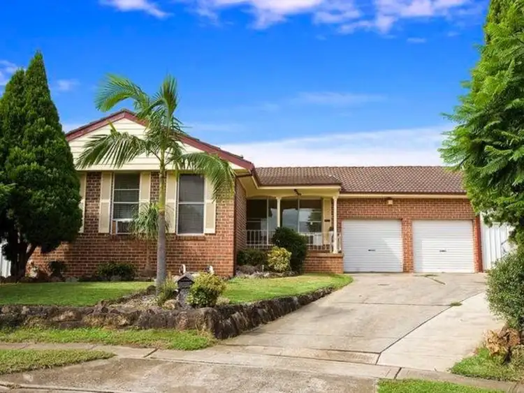 4 Ord Place, Bossley Park NSW 2176