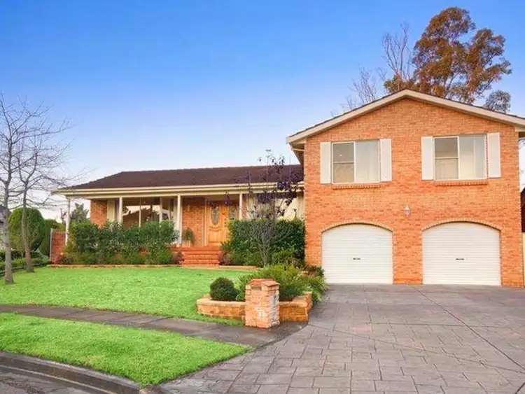 11 Janita Place, Bossley Park NSW 2176