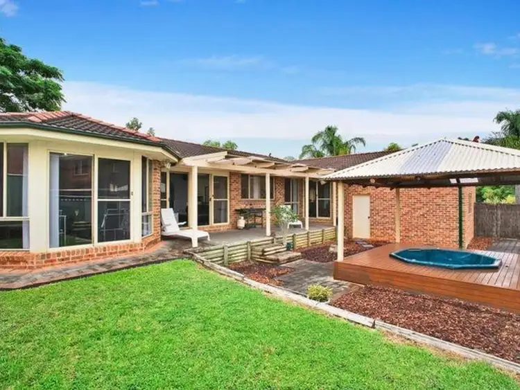 21 Lord Howe Drive, Green Valley NSW 2168