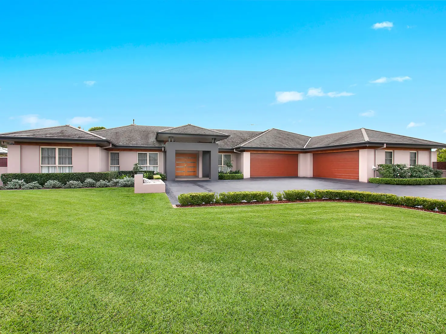 Main view of Homely rural property listing, 54 Portrush Crescent, Luddenham NSW 2745