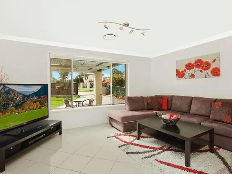 18 Baudin Crescent, Fairfield West NSW 2165