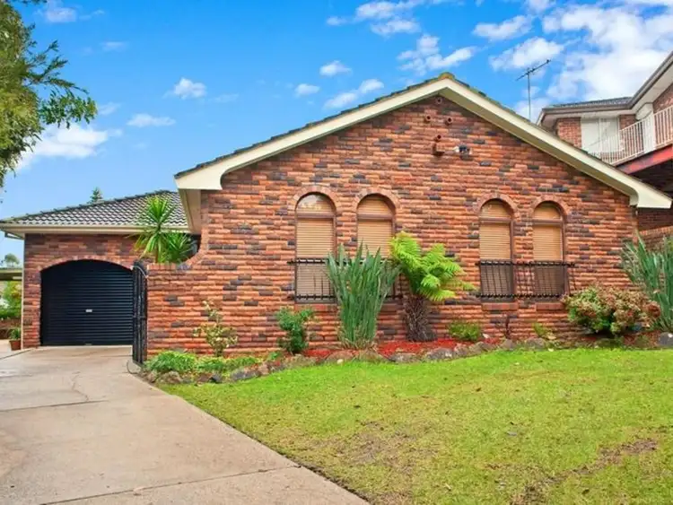 24 Sadlier Crescent, Fairfield West NSW 2165