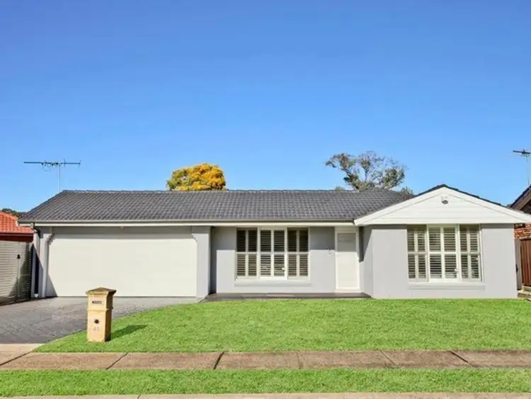 48 Dalpra Crescent, Bossley Park NSW 2176