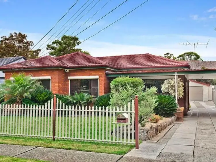 14 Kurrajong Crescent, Blacktown NSW 2148